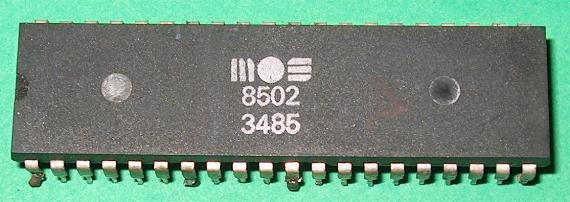 File:MOS Technology 8502.jpg